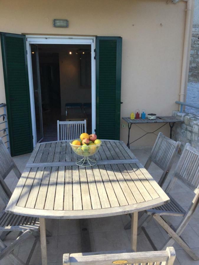 Seafront Apartment Ιι In Kiveri, Near Nafplion. Exterior photo