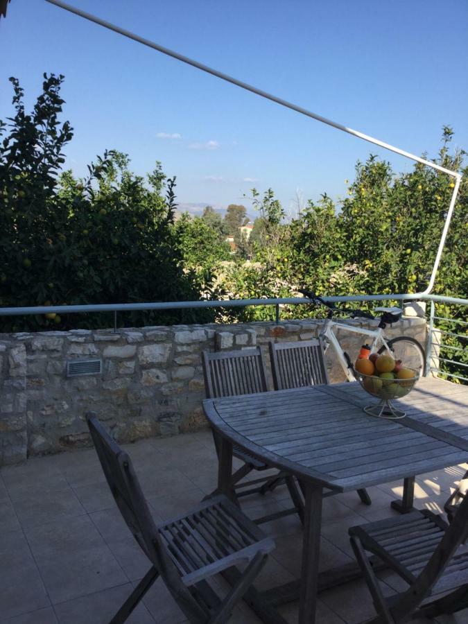 Seafront Apartment Ιι In Kiveri, Near Nafplion. Exterior photo