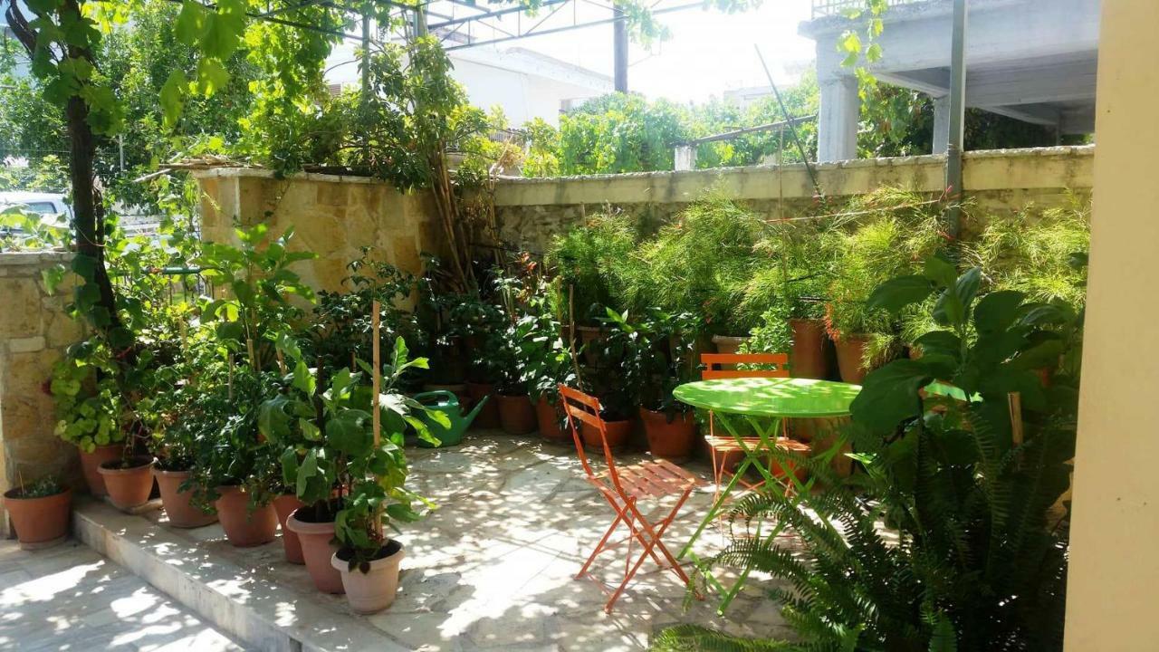 Seafront Apartment Ιι In Kiveri, Near Nafplion. Exterior photo